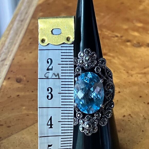 Sky Blue Topaz Marcasite Sterling Silver Cocktail Ring Size 6 - Picture 7 of 9